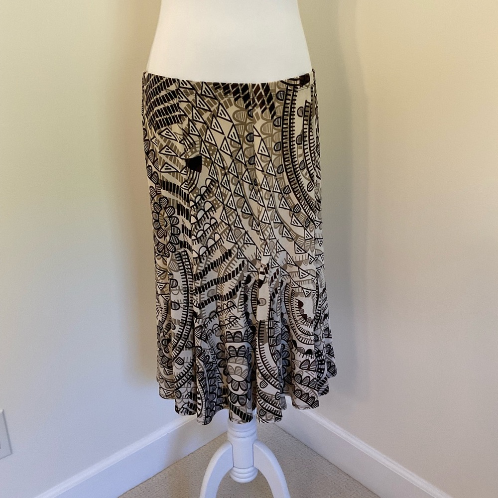Chico's Travelers Black and Cream Patterned Skirt